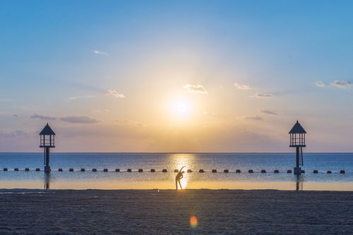 南京附近驚現(xiàn)雙色海，一半碧海藍(lán)天，一半黃沙濁浪，浪漫到心醉